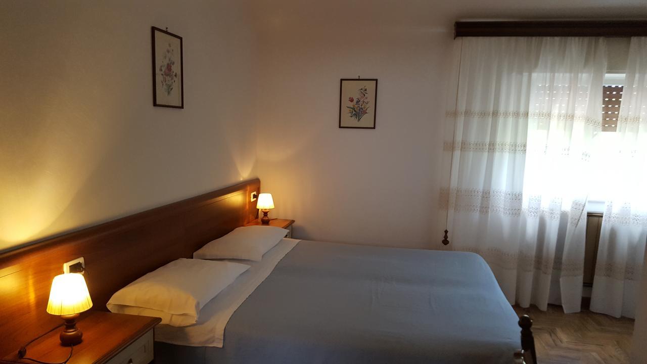 Hotel La Pineta Cogoleto Buitenkant foto