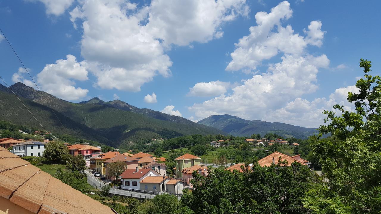 Hotel La Pineta Cogoleto Buitenkant foto